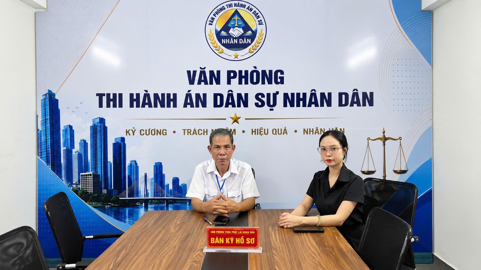 Công khai bảng giá dịch vụ